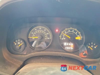 Zdjęcie 9 z 12 samochodu: 2014 JEEP COMPASS SPORT VIN:1C4NJCBAXED742853 - miniatura