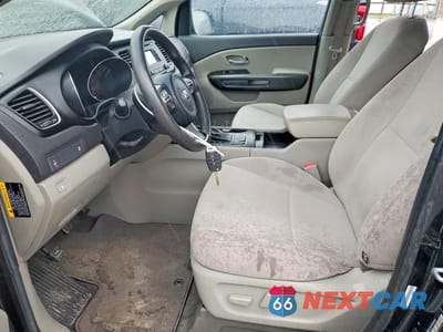 Zdjęcie 7 z 13 samochodu: 2015 KIA SEDONA LX VIN:KNDMB5C10F6039089 - miniatura