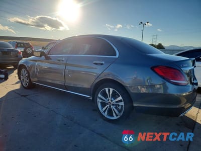 Drugie zdjęcie samochodu z przodu: 2021 MERCEDES-BENZ C 300 4MATIC VIN:W1KWF8EB3MR608877 - miniatura
