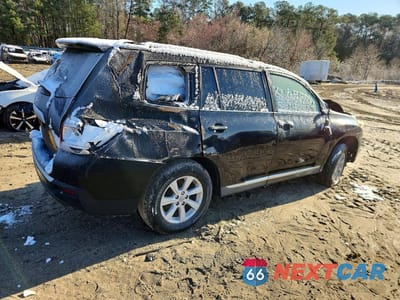 Trzecie zdjęcie samochodu z tyłu: 2013 TOYOTA HIGHLANDER SE VIN:5TDBK3EH4DS266563 - miniatura