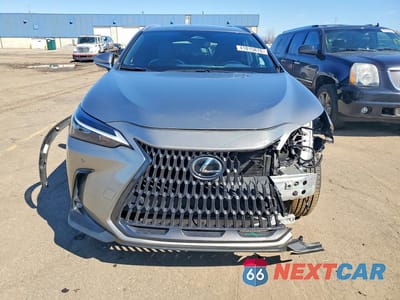 Piąte zdjęcie samochodu w środku: 2022 LEXUS NX 350 PREMIUM VIN:2T2GGCEZ4NC013796 - miniatura