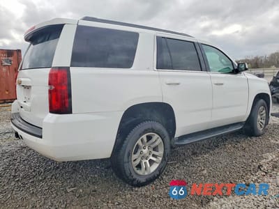 Trzecie zdjęcie samochodu z tyłu: 2019 CHEVROLET TAHOE C1500 LT VIN:1GNSCBKC4KR285049 - miniatura