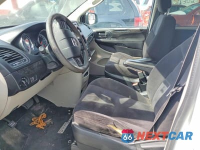 Zdjęcie 7 z 13 samochodu: 2014 DODGE GRAND CARAVAN SE VIN:2C4RDGBG7ER301134 - miniatura