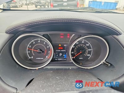 Zdjęcie 9 z 12 samochodu: 2011 MITSUBISHI OUTLANDER XLS VIN:JA4JS4AX4BU037804 - miniatura