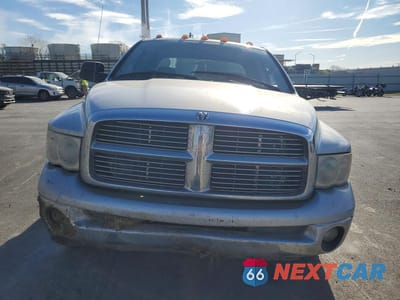 Piąte zdjęcie samochodu w środku: 2003 DODGE RAM ST VIN:3D7MA48C93G813167 - miniatura