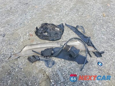 Zdjęcie 12 z 12 samochodu: 2017 BMW 330 I VIN:WBA8B9C34HK885596 - miniatura