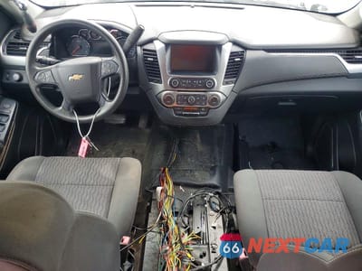 Zdjęcie 8 z 12 samochodu: 2018 CHEVROLET TAHOE POLICE VIN:1GNLCDEC5JR230796 - miniatura