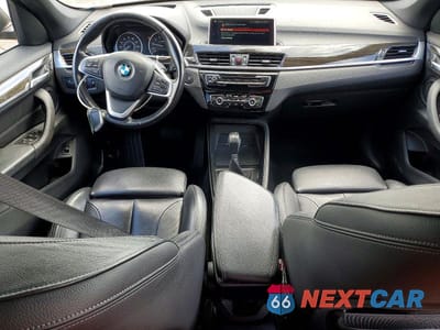 Zdjęcie 8 z 12 samochodu: 2018 BMW X1 XDRIVE28I VIN:WBXHT3C30J5K28735 - miniatura