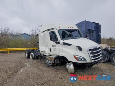 2021 FREIGHTLINER CASCADIA 116 SEMI TRUCK 3AKJHPDV0MSMG1837 - główne zdjęcie licytacji z USA - miniatura