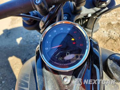 Zdjęcie 7 z 9 samochodu: 2018 HARLEY-DAVIDSON FXFBS FAT BOB 114 VIN:1HD1YLK18JC082773 - miniatura