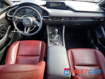 Zdjęcie 8 z 12 samochodu: 2024 MAZDA 3 PREFERRED VIN:JM1BPBLM5R1651680 - miniatura