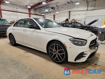 Czwarte zdjęcie samochodu z boku: 2023 MERCEDES-BENZ E 350 4MATIC VIN:W1KZF8EB2PB109739 - miniatura