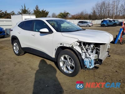 Czwarte zdjęcie samochodu z boku: 2024 CHEVROLET TRAX LS VIN:KL77LFE22RC146251 - miniatura