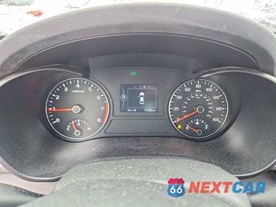 Zdjęcie 9 z 11 samochodu: 2018 KIA OPTIMA LX TURBO VIN:5XXGT4L18JG221069 - miniatura