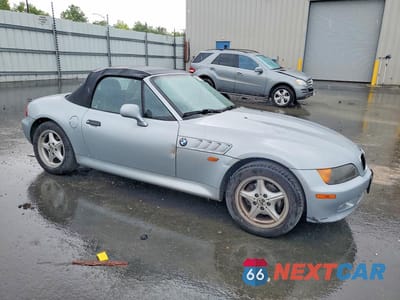 Czwarte zdjęcie samochodu z boku: 1998 BMW Z3 1.9 VIN:4USCH7339WLE10157 - miniatura