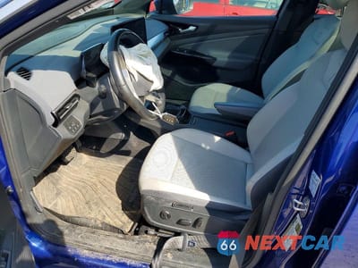 Zdjęcie 7 z 13 samochodu: 2021 VOLKSWAGEN ID.4 PRO S VIN:WVGUNPE28MP064625 - miniatura