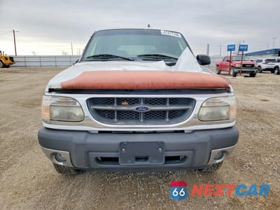 Piąte zdjęcie samochodu w środku: 2000 FORD EXPLORER XLT VIN:1FMZU73E4YZA89327 - miniatura