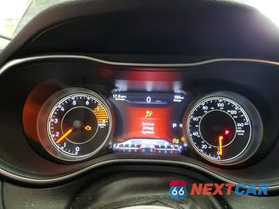 Zdjęcie 9 z 14 samochodu: 2019 JEEP CHEROKEE LIMITED VIN:1C4PJMDX6KD438088 - miniatura