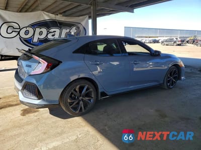 Trzecie zdjęcie samochodu z tyłu: 2019 HONDA CIVIC SPORT TOURING VIN:SHHFK7H92KU421009 - miniatura