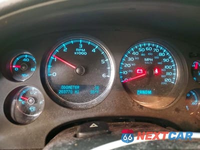 Zdjęcie 9 z 13 samochodu: 2010 CHEVROLET SUBURBAN K1500 LT VIN:1GNUKJE34AR187977 - miniatura