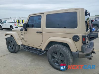 Drugie zdjęcie samochodu z przodu: 2016 JEEP WRANGLER SAHARA VIN:1C4AJWBG9GL285594 - miniatura