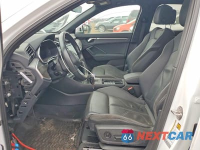 Zdjęcie 7 z 11 samochodu: 2020 AUDI Q3 VIN:WA1EECF36L1081220 - miniatura