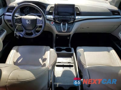 Zdjęcie 8 z 13 samochodu: 2021 HONDA ODYSSEY EXL VIN:5FNRL6H7XMB011663 - miniatura