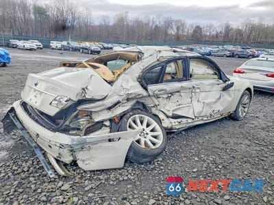 Trzecie zdjęcie samochodu z tyłu: 2007 BMW 750 I VIN:WBAHL83597DT09465 - miniatura