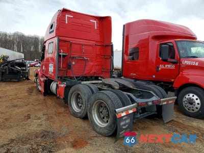 Trzecie zdjęcie samochodu z tyłu: 2022 VOLVO VNL SEMI TRUCK VIN:4V4NC9EH5NN288032 - miniatura