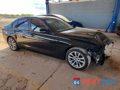 Czwarte zdjęcie samochodu z boku: 2016 BMW 320 I VIN:WBA8E1G50GNT34678 - miniatura