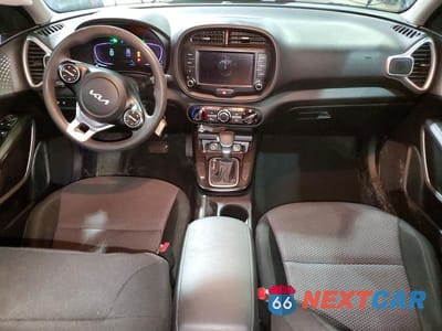Zdjęcie 8 z 14 samochodu: 2023 KIA SOUL LX VIN:KNDJ23AU7P7885591 - miniatura