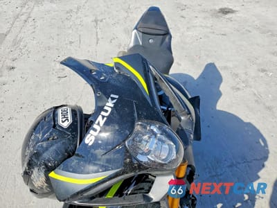 Piąte zdjęcie samochodu w środku: 2023 SUZUKI GSX-R1000 VIN:JS1DM11B5P7100361 - miniatura