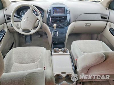 Zdjęcie 8 z 13 samochodu: 2005 TOYOTA SIENNA CE 7 PASSENGER VIN:5TDZA23C15S221794 - miniatura