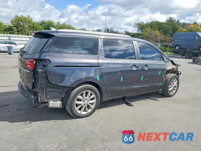 Trzecie zdjęcie samochodu z tyłu: 2019 KIA SEDONA LX VIN:KNDMB5C18K6512196 - miniatura