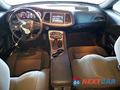 Zdjęcie 8 z 11 samochodu: 2023 DODGE CHALLENGER SXT VIN:2C3CDZAG3PH694422 - miniatura