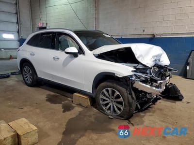 Czwarte zdjęcie samochodu z boku: 2026 MERCEDES-BENZ GLC 300 4MATIC VIN:W1NKM4HB7TF475617 - miniatura