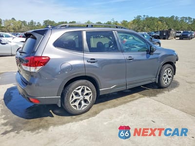 Trzecie zdjęcie samochodu z tyłu: 2024 SUBARU FORESTER PREMIUM VIN:JF2SKADC4RH504919 - miniatura