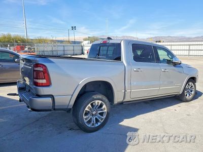 Trzecie zdjęcie samochodu z tyłu: 2022 RAM 1500 LIMITED VIN:1C6SRFHM6NN445207 - miniatura