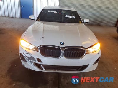Piąte zdjęcie samochodu w środku: 2024 BMW 330XI VIN:3MW89FF03R8E28289 - miniatura