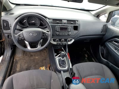 Zdjęcie 8 z 13 samochodu: 2013 KIA RIO LX VIN:KNADM5A33D6768728 - miniatura