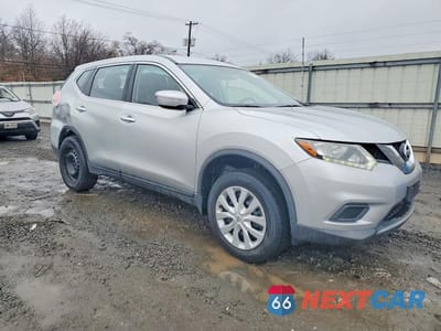 Czwarte zdjęcie samochodu z boku: 2015 NISSAN ROGUE S VIN:KNMAT2MV8FP561415 - miniatura