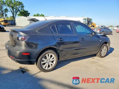 Trzecie zdjęcie samochodu z tyłu: 2008 MAZDA 3 I VIN:JM1BK12FX81791072 - miniatura