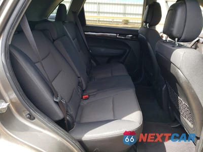 Zdjęcie 11 z 12 samochodu: 2011 KIA SORENTO LX VIN:5XYKTDA21BG078016 - miniatura