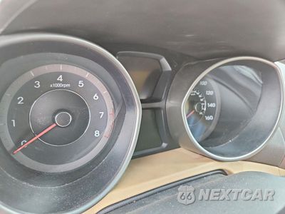 Zdjęcie 9 z 13 samochodu: 2012 HYUNDAI ELANTRA GLS VIN:5NPDH4AE2CH134222 - miniatura
