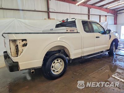 Trzecie zdjęcie samochodu z tyłu: 2022 FORD F150 SUPER CAB VIN:1FTEX1EP2NKE09996 - miniatura