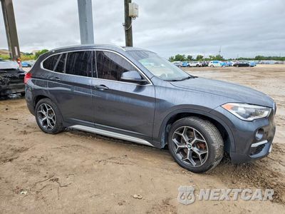 Czwarte zdjęcie samochodu z boku: 2019 BMW X1 XDRIVE28I VIN:WBXHT3C57K5L36949 - miniatura