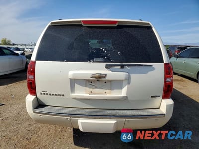 Zdjęcie 6 z 13 samochodu: 2011 CHEVROLET SUBURBAN C1500 LTZ VIN:1GNSCKE04BR125612 - miniatura