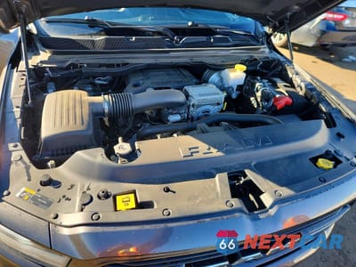 Zdjęcie 11 z 12 samochodu: 2023 RAM 1500 LARAMIE VIN:1C6SRFJT2PN602641 - miniatura