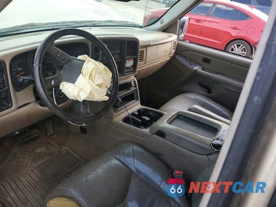 Zdjęcie 8 z 12 samochodu: 2004 GMC NEW SIERRA K1500 VIN:2GTEK19T941295404 - miniatura