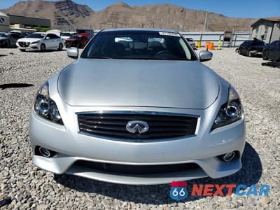 Piąte zdjęcie samochodu w środku: 2015 INFINITI Q60 VIN:JN1CV6EK6FM870920 - miniatura